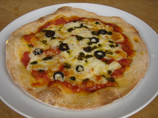 手作りモッツァレラのピザ02’2006.4.28