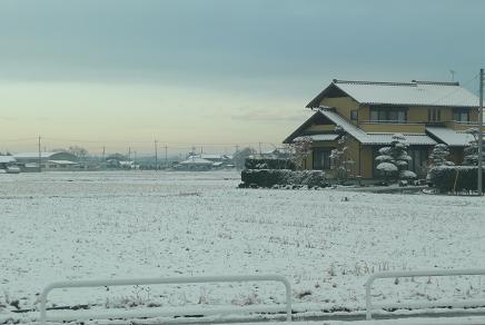 今朝の通勤途中の雪景色