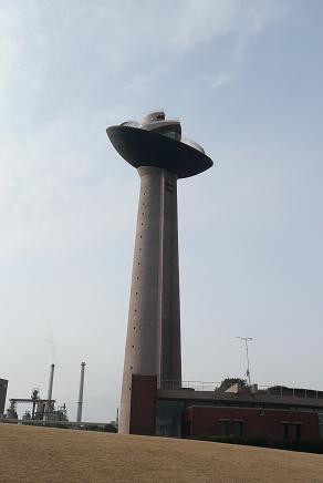 港公園シンボルの展望塔
